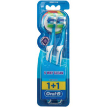 Oral-B Advantage Complete 5 Way Clean Toothbrush Medium