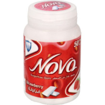 Nova Strawberry Gum, 50 pieces per pack, 70 grams